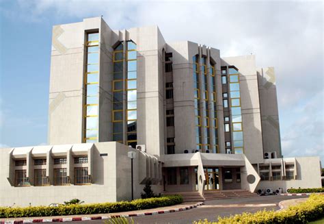 LONATO (TOGO) .